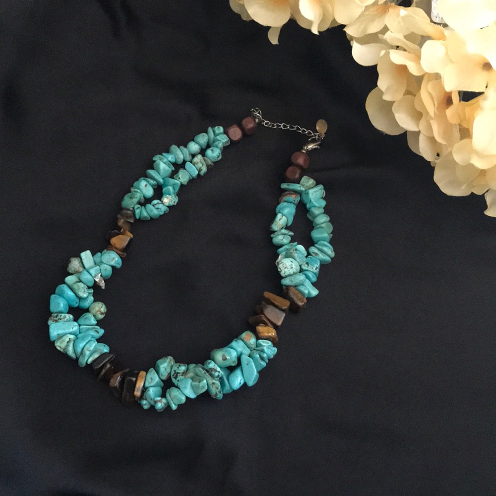 Turquoise rock necklace